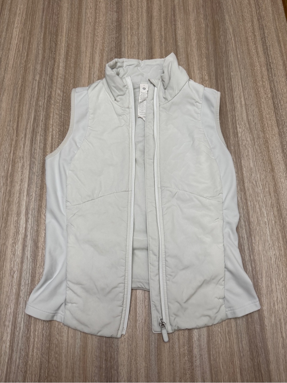 Lululemon Push Your Pace Vest Size 6 Women’s white/bone color